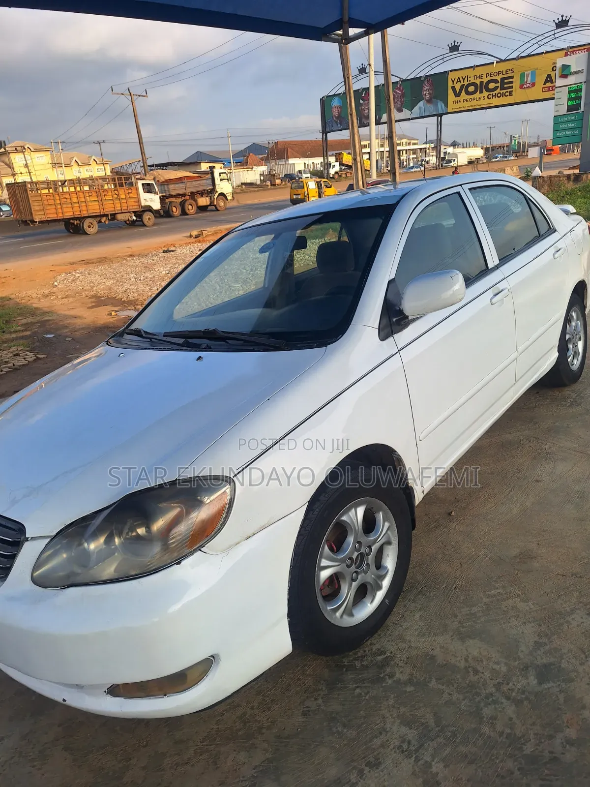 Toyota Corolla LE 2007 White