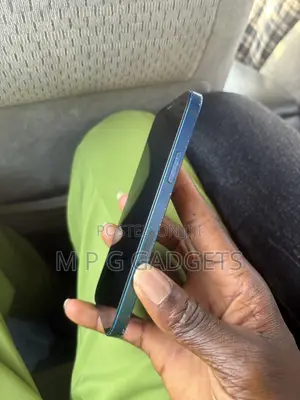 Apple iPhone 12 64 GB Blue