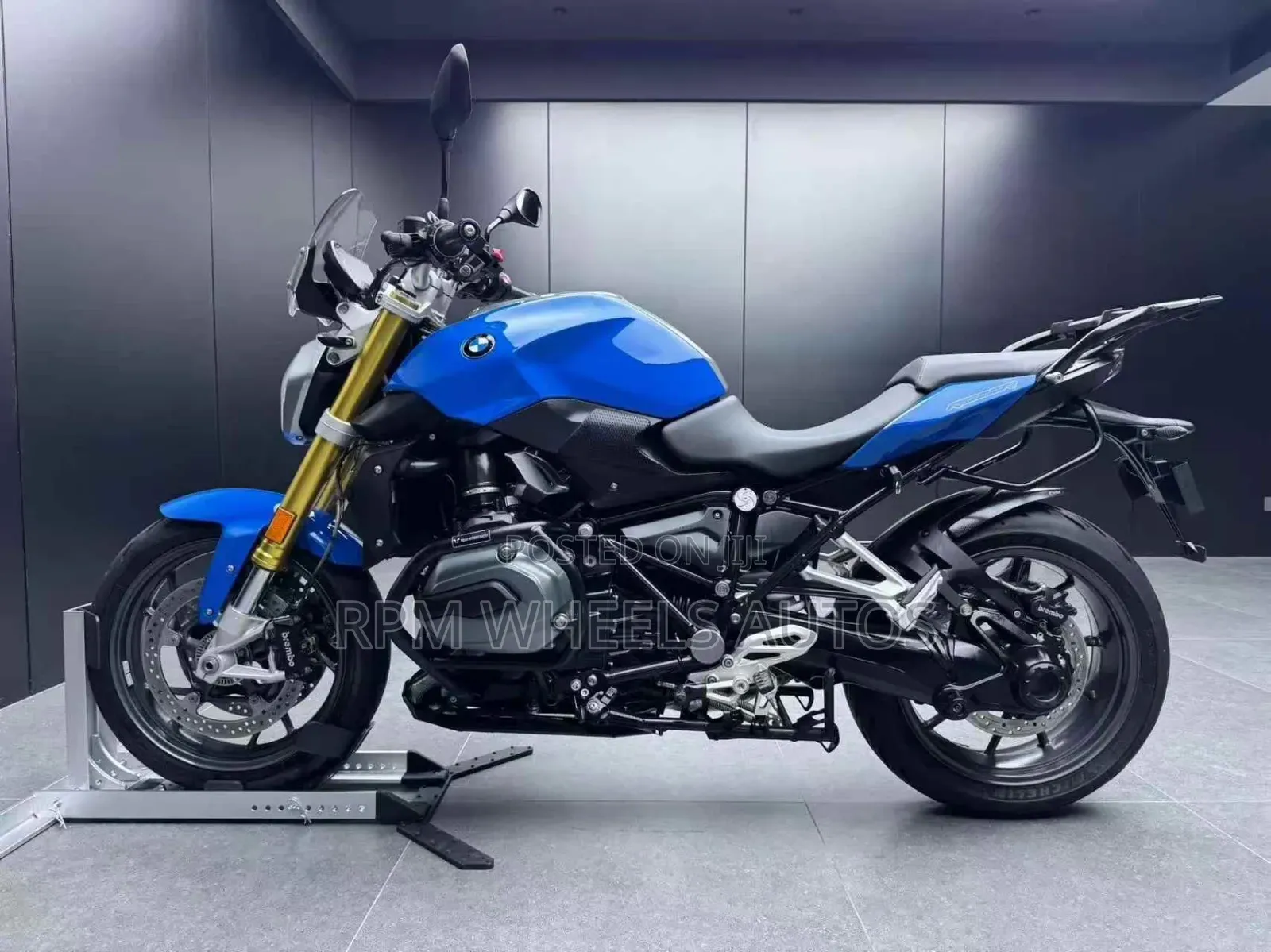 BMW R1200 R 2016 Blue