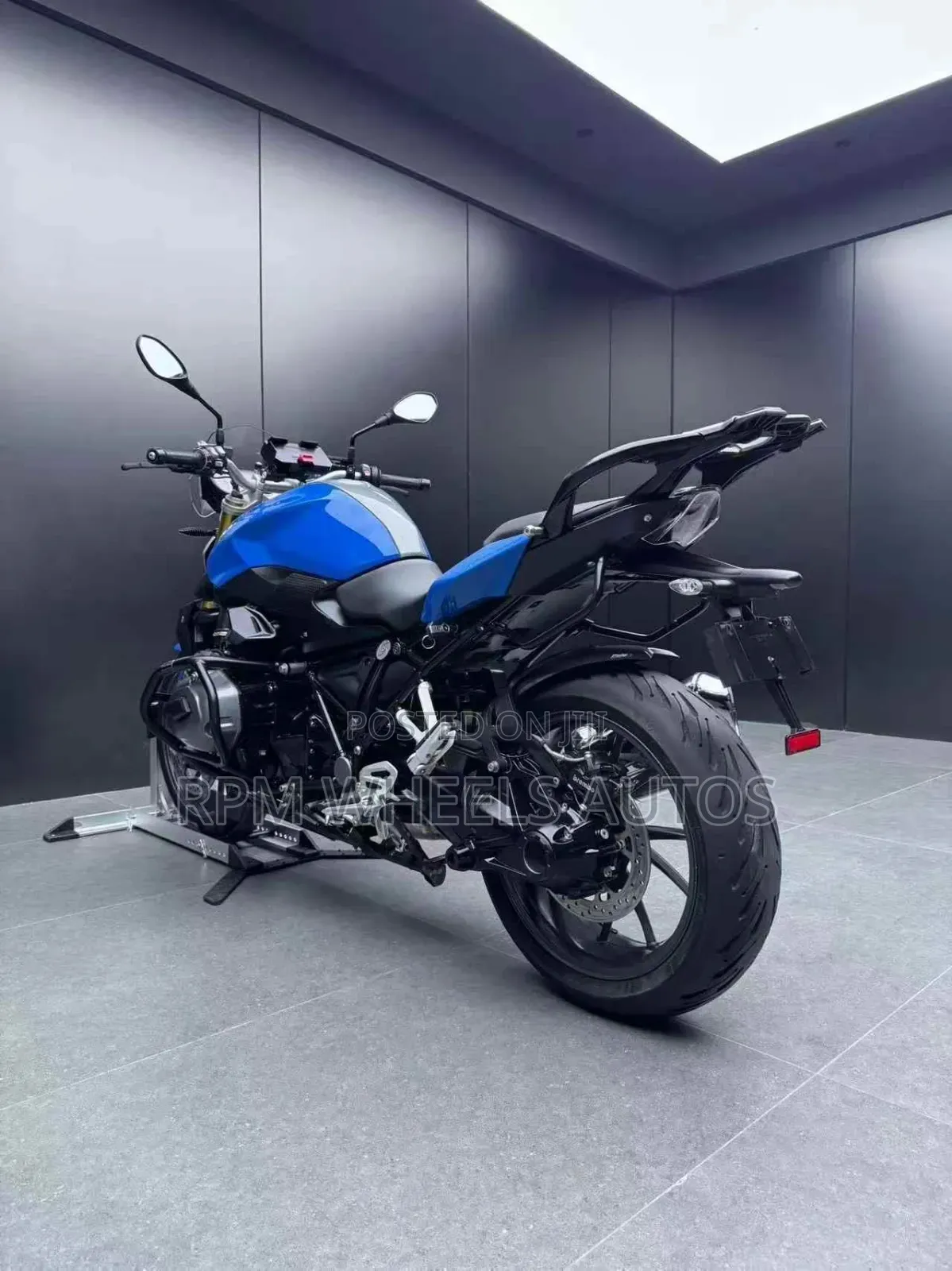 BMW R1200 R 2016 Blue