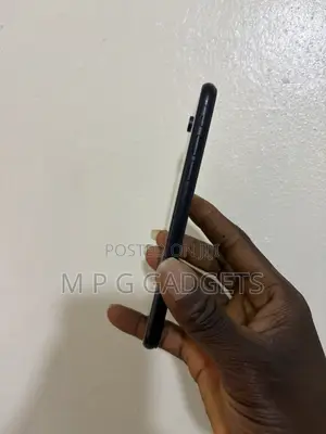Apple iPhone XR 64 GB Black