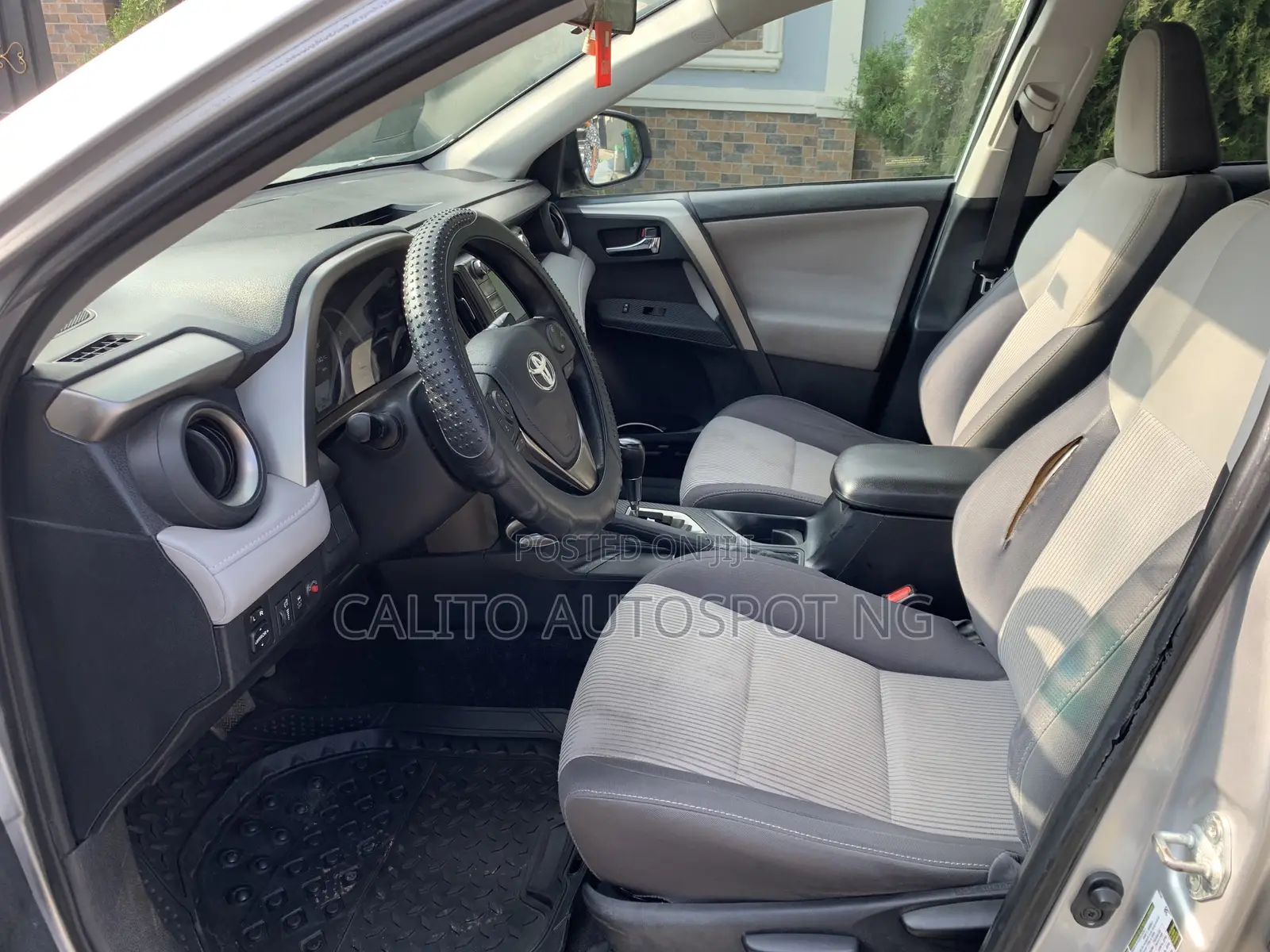 Toyota RAV4 2014 Silver