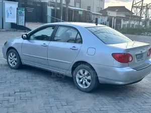 Toyota Corolla 2004 Silver