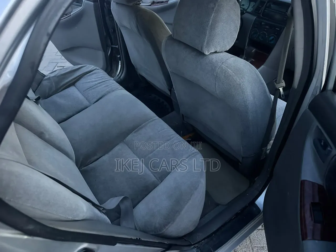 Toyota Corolla 2004 Silver