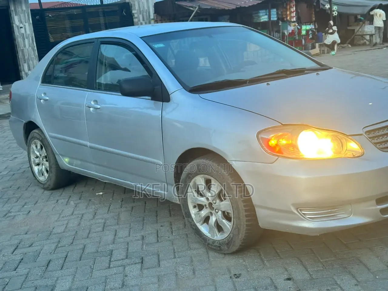 Toyota Corolla 2004 Silver