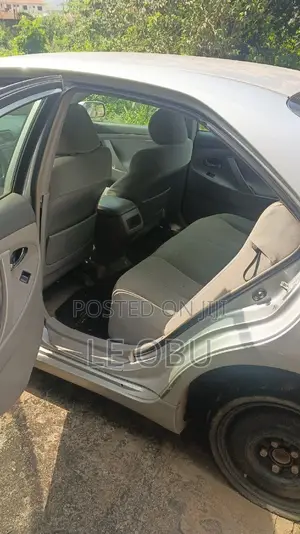 Toyota Camry LE V6 4dr Sedan (3.5L 6cyl 6AM) 2007 Silver