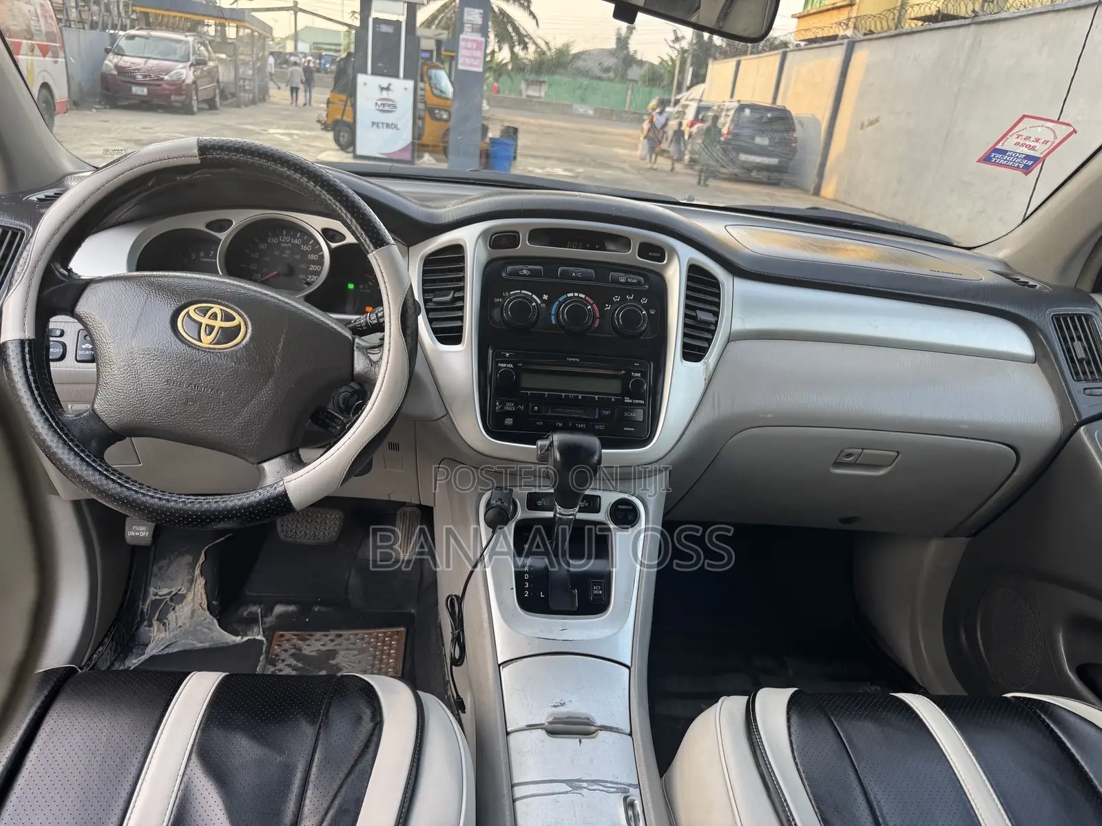 Toyota Highlander 2004 Gray