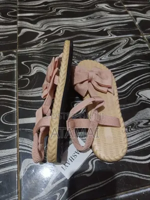 Female's Sandals