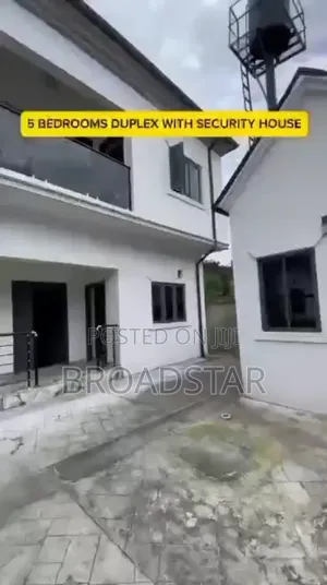 5bdrm Duplex in New Layout for sale