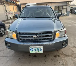 Toyota Highlander V6 AWD 2004 Blue