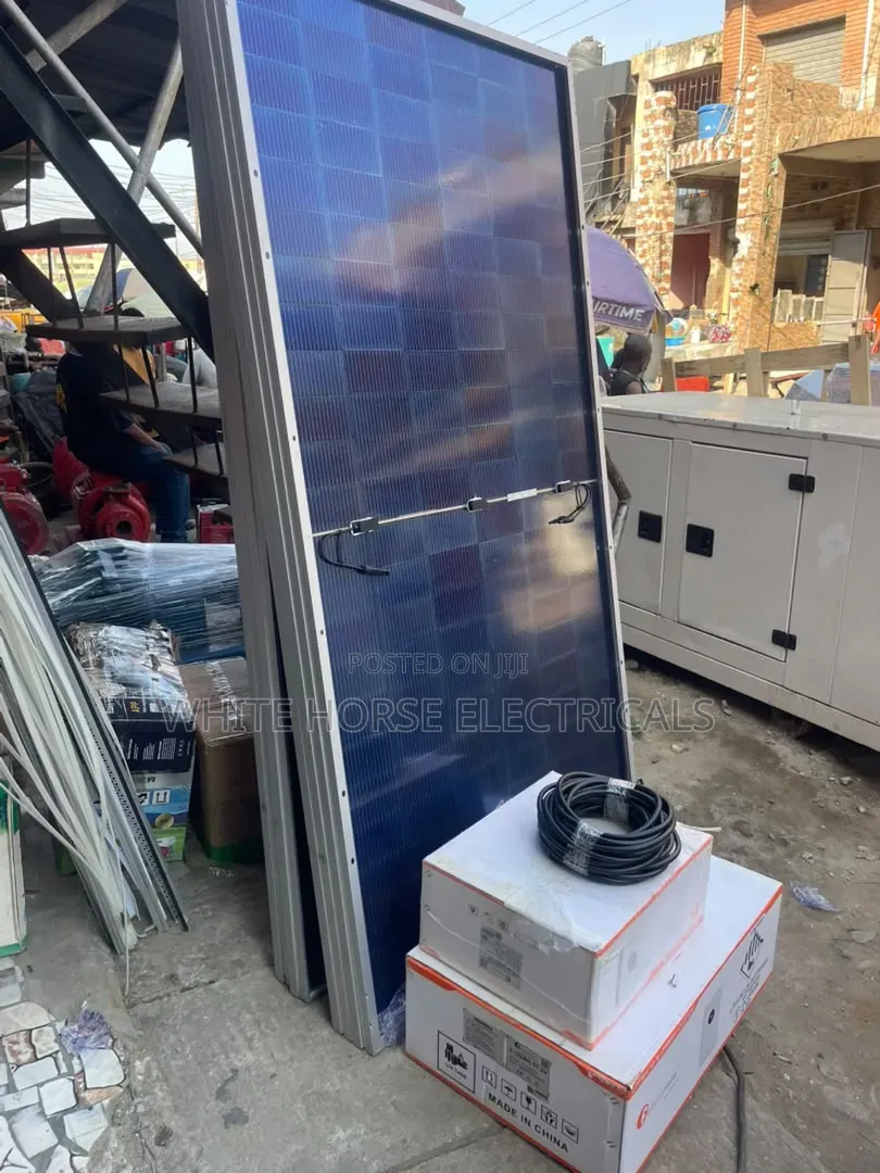 6kva Hybrid Inverter Wit 5kwh Lithium Battery & 8pcs of 650watts Panel