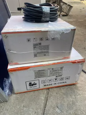 6kva Hybrid Inverter Wit 5kwh Lithium Battery & 8pcs of 650watts Panel