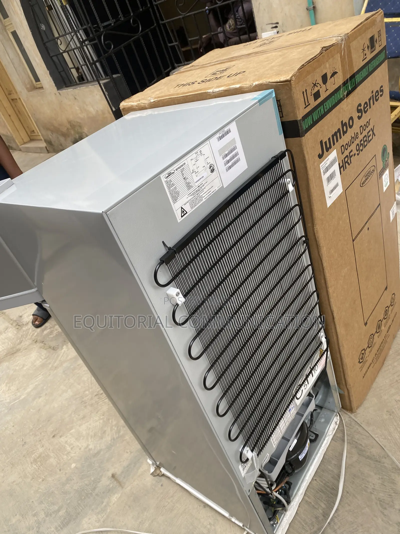 Haier Thermocool Jumbo Series Compact Fridge 95L HRF-95BEX
