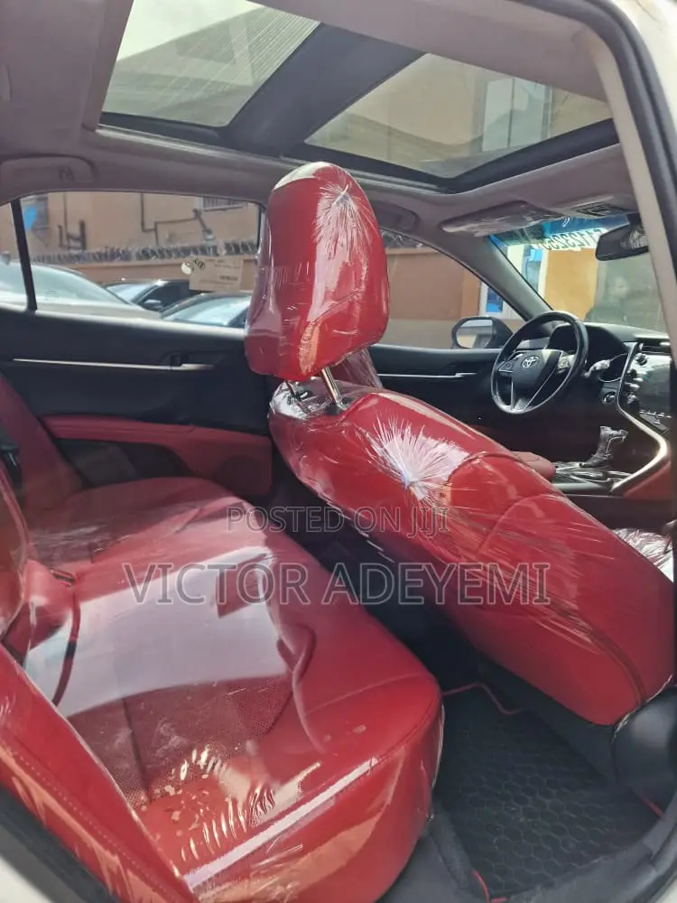 Toyota Camry 2019 White