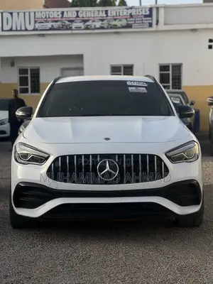 Mercedes-Benz GLA 250 2021 White