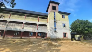 Furnished 20bdrm House in Aka Etinan, Uyo for sale