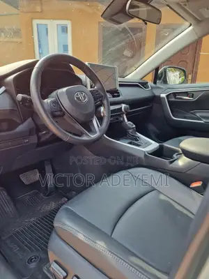 Toyota RAV4 2023