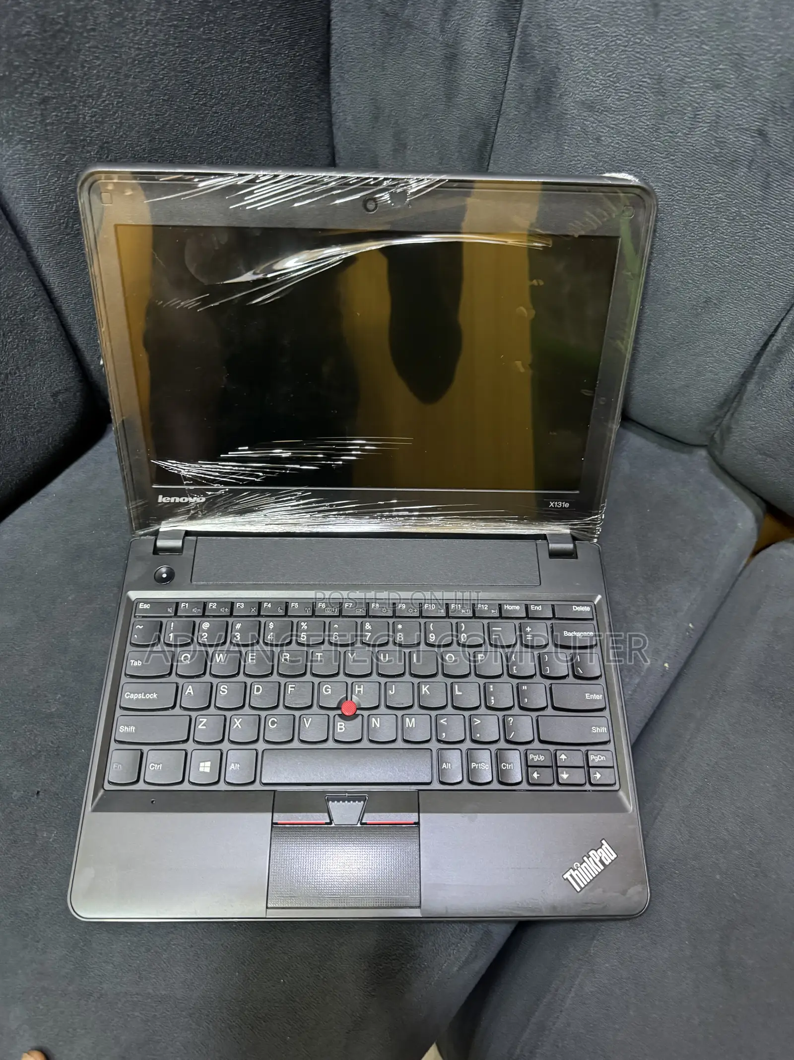 Laptop Lenovo ThinkPad X131e 4GB Intel SSD 128GB