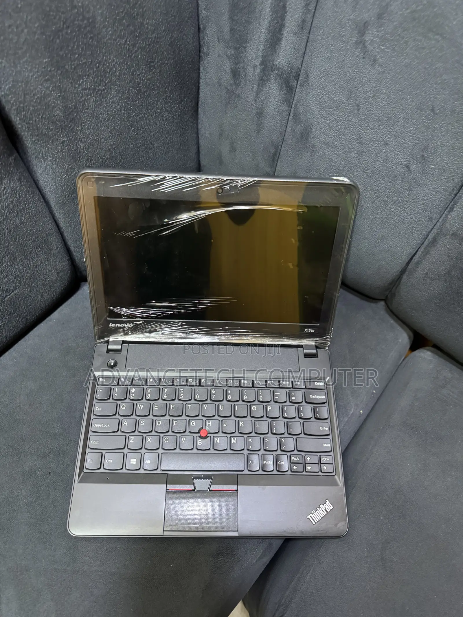 Laptop Lenovo ThinkPad X131e 4GB Intel SSD 128GB