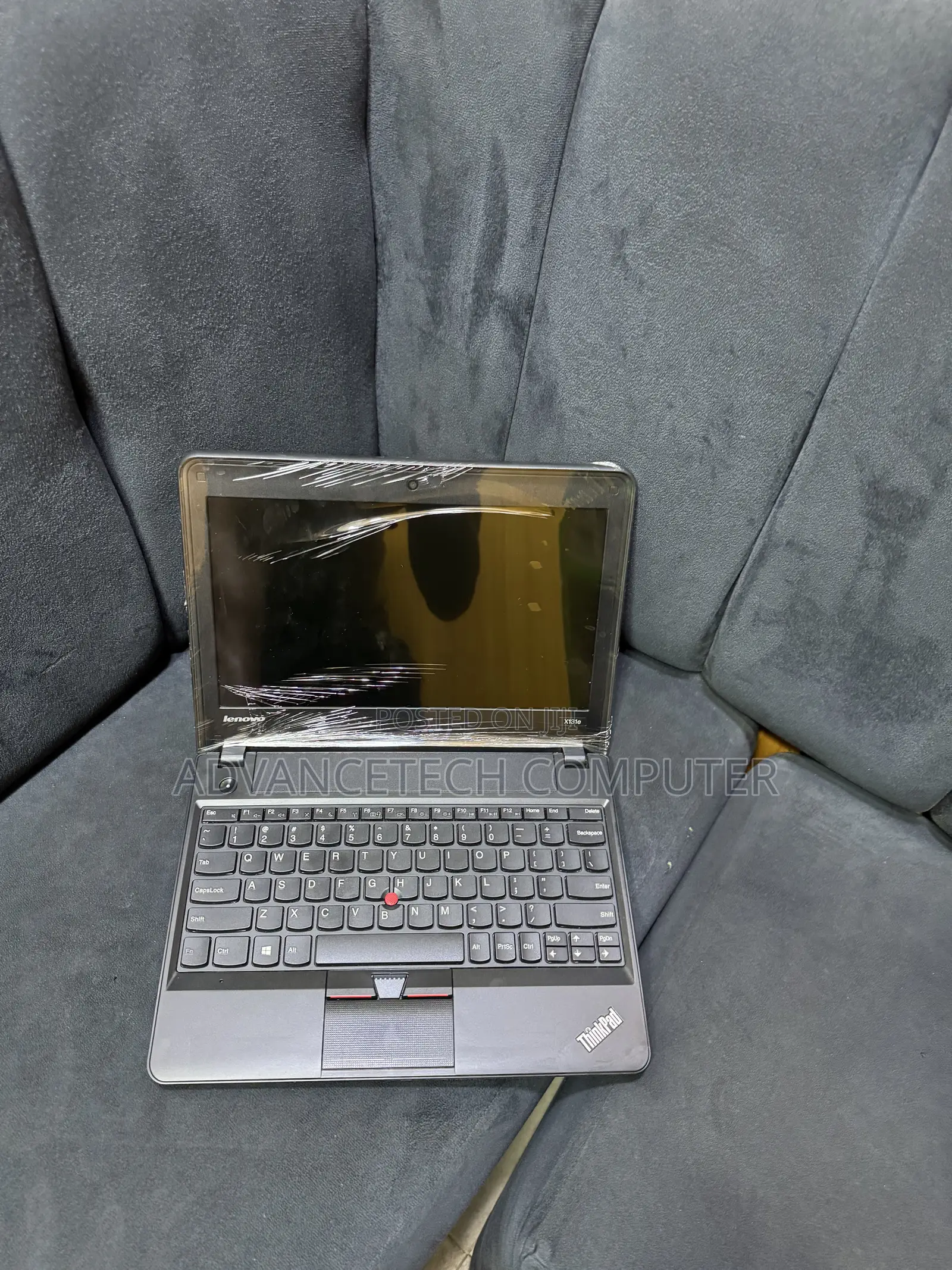 Laptop Lenovo ThinkPad X131e 4GB Intel SSD 128GB