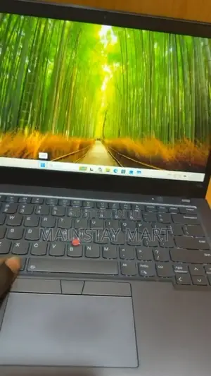 Laptop Lenovo ThinkPad T14s Gen 2 8GB Intel Core i5 SSD 256GB