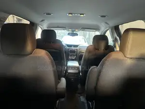 Chevrolet Traverse 2015 Silver