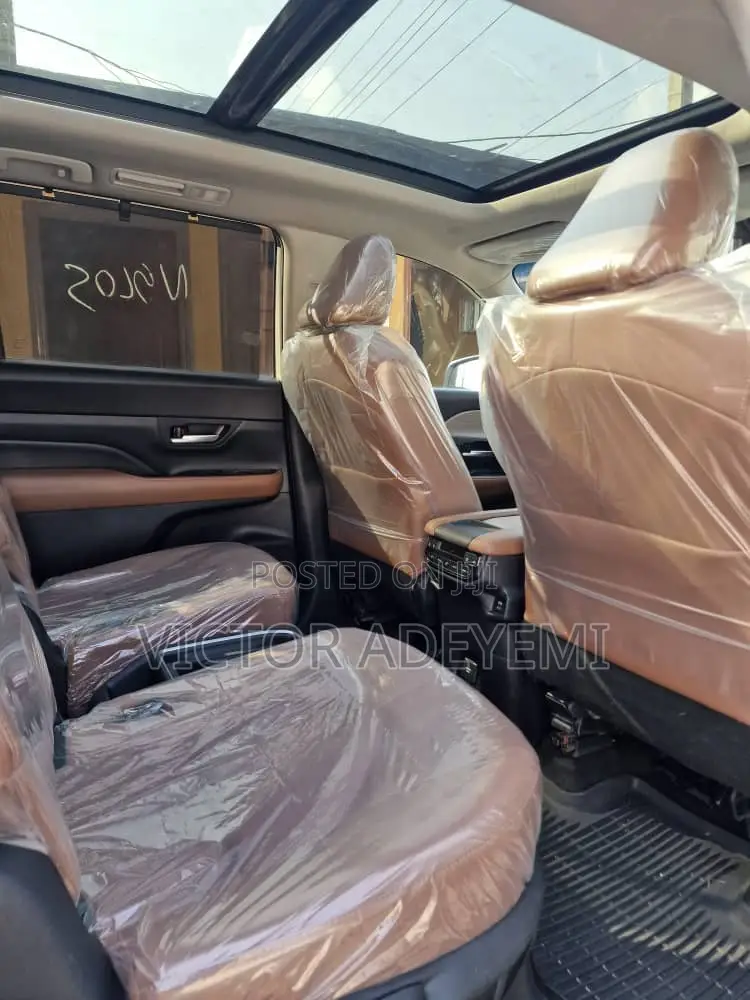 Toyota Highlander 2024 White