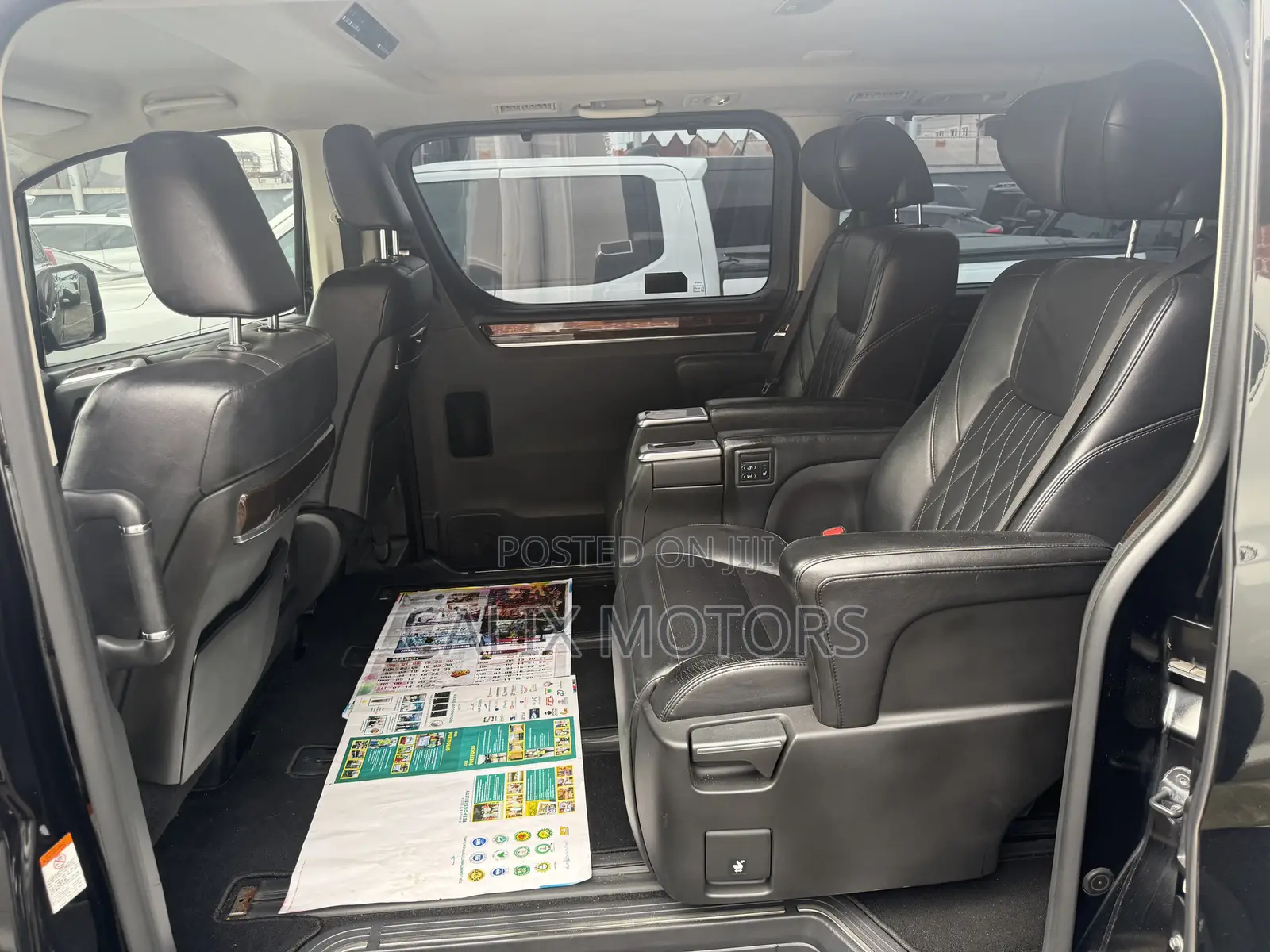 Toyota Granvia 2020 Black