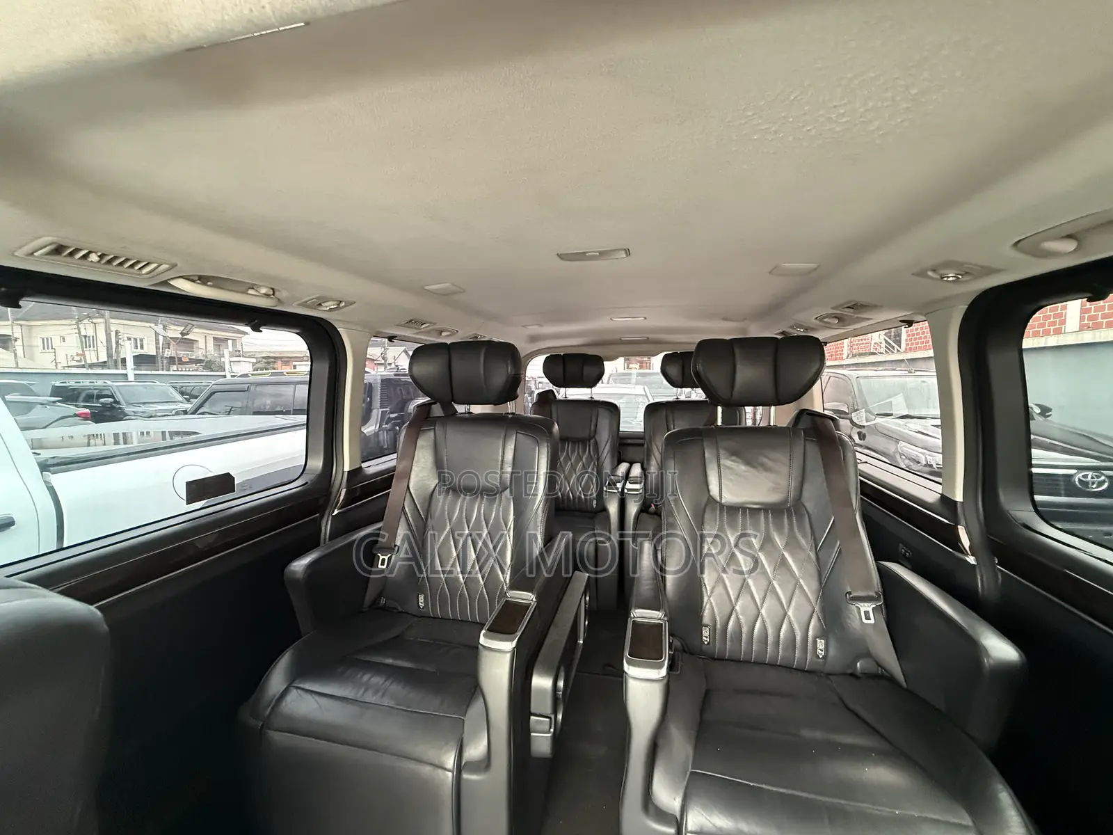 Toyota Granvia 2020 Black