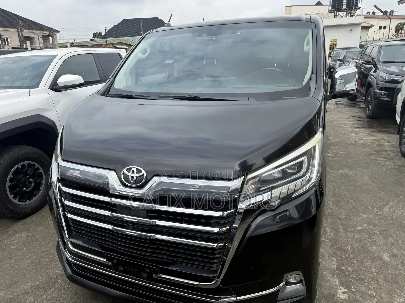Toyota Granvia 2020 Black