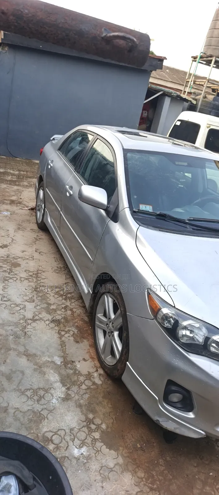 Toyota Corolla 2013 Silver