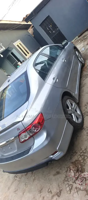 Toyota Corolla 2013 Silver