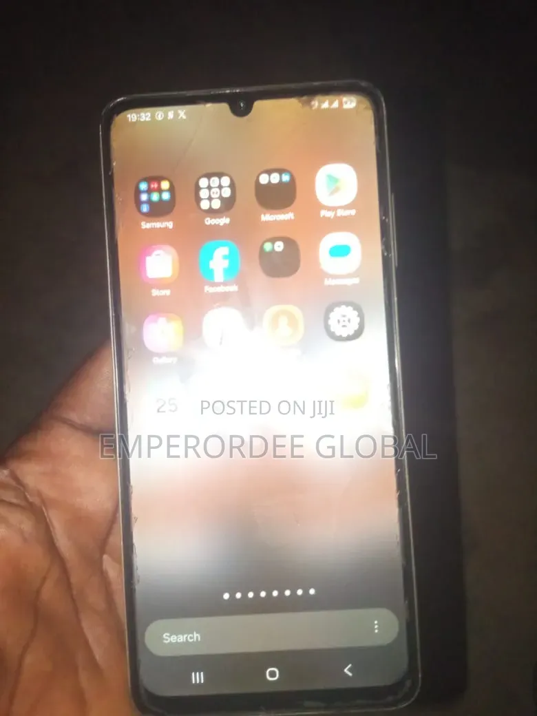 Samsung Galaxy A06 64 GB Silver
