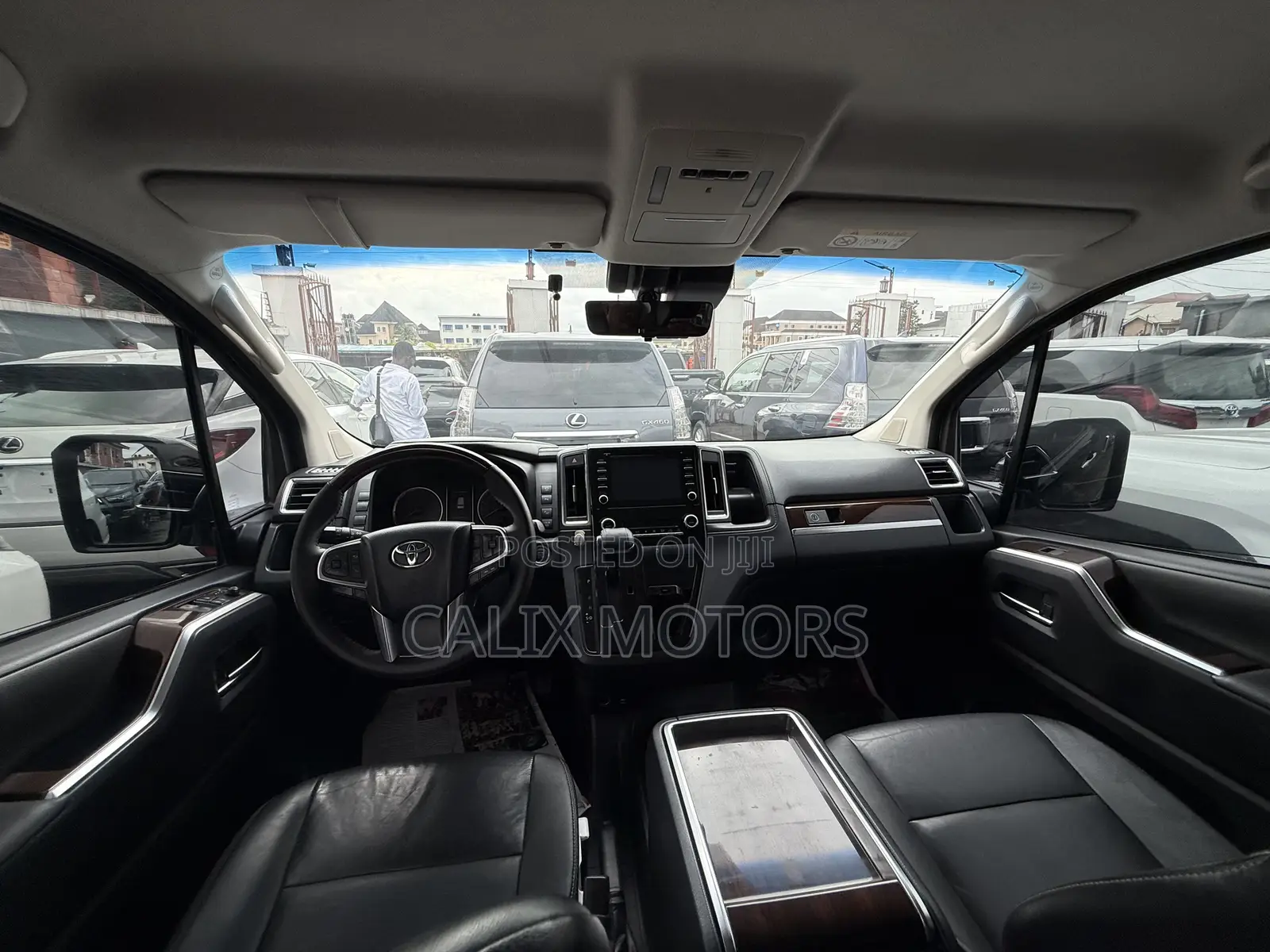 Toyota Granvia 2020 Black