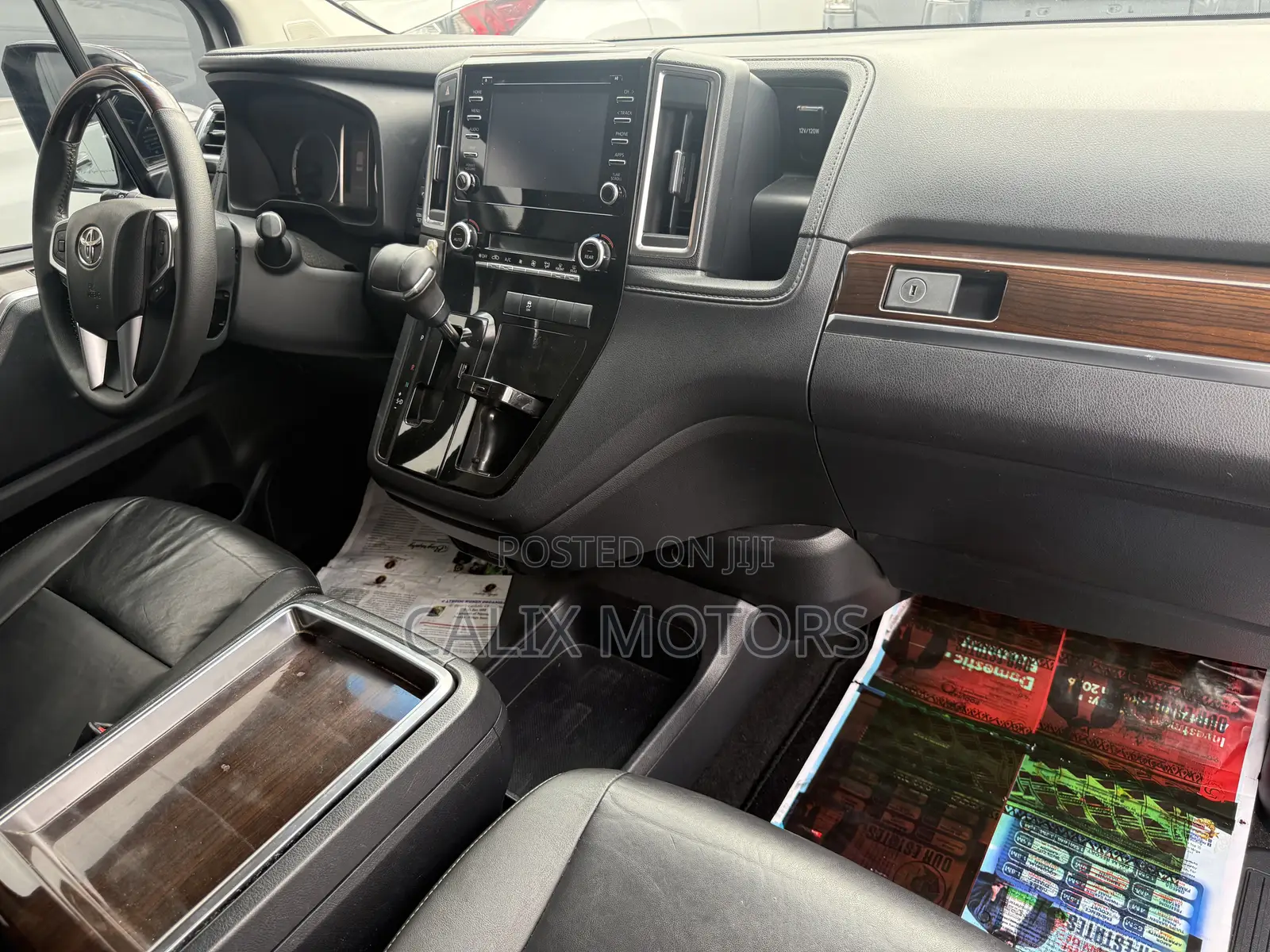 Toyota Granvia 2020 Black
