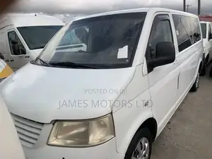 Volkswagen Transporter 2014 White
