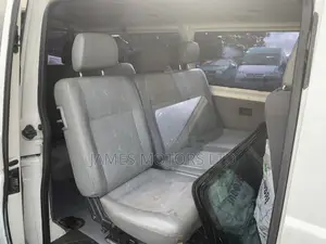 Volkswagen Transporter 2014 White
