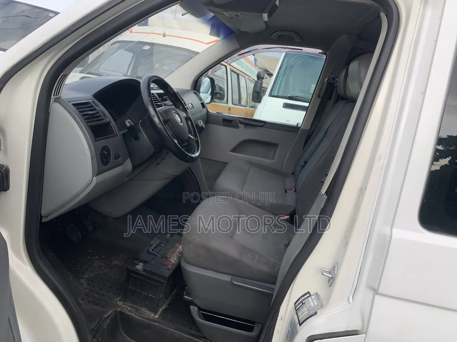 Volkswagen Transporter 2014 White