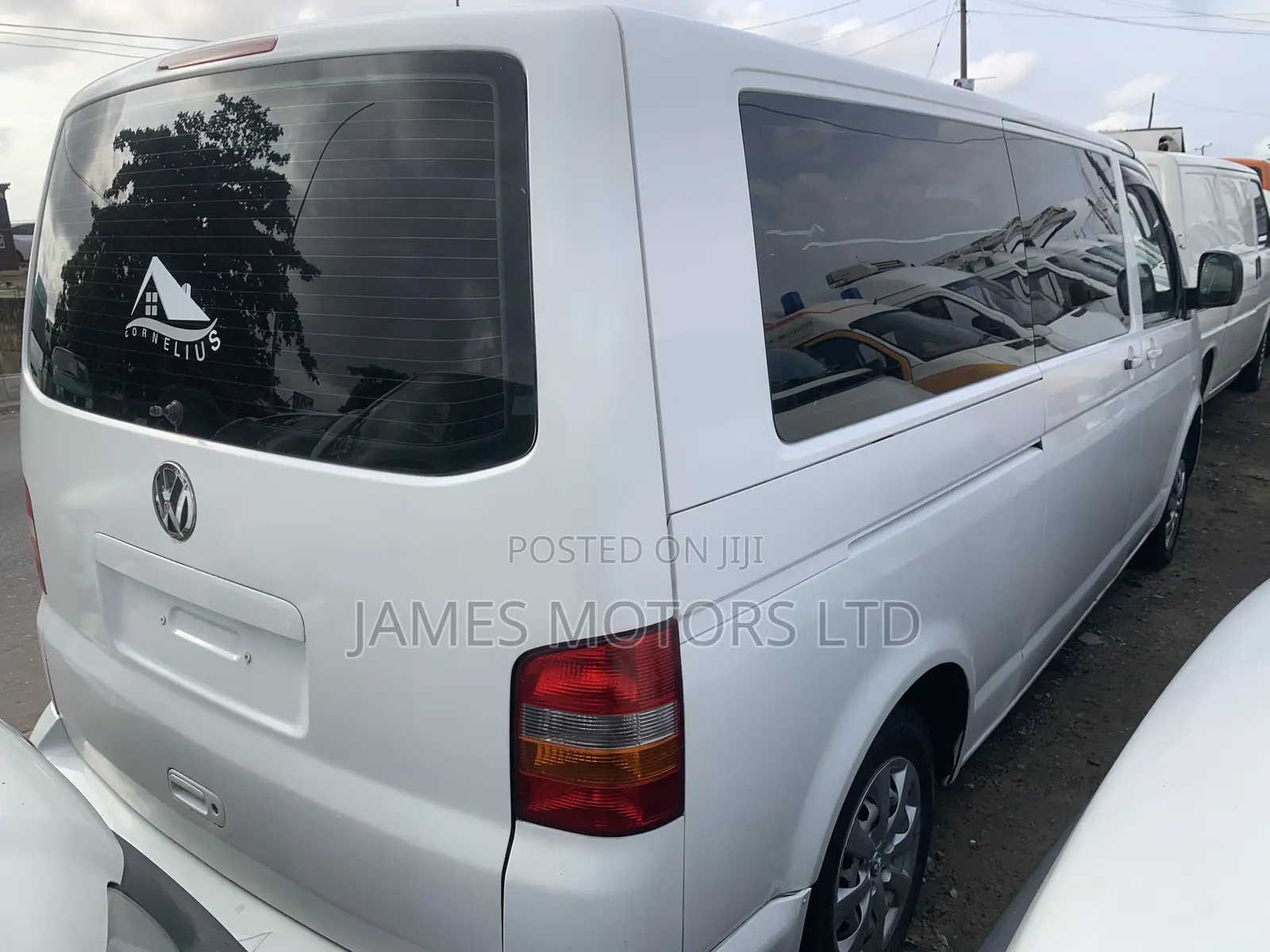 Volkswagen Transporter 2014 White