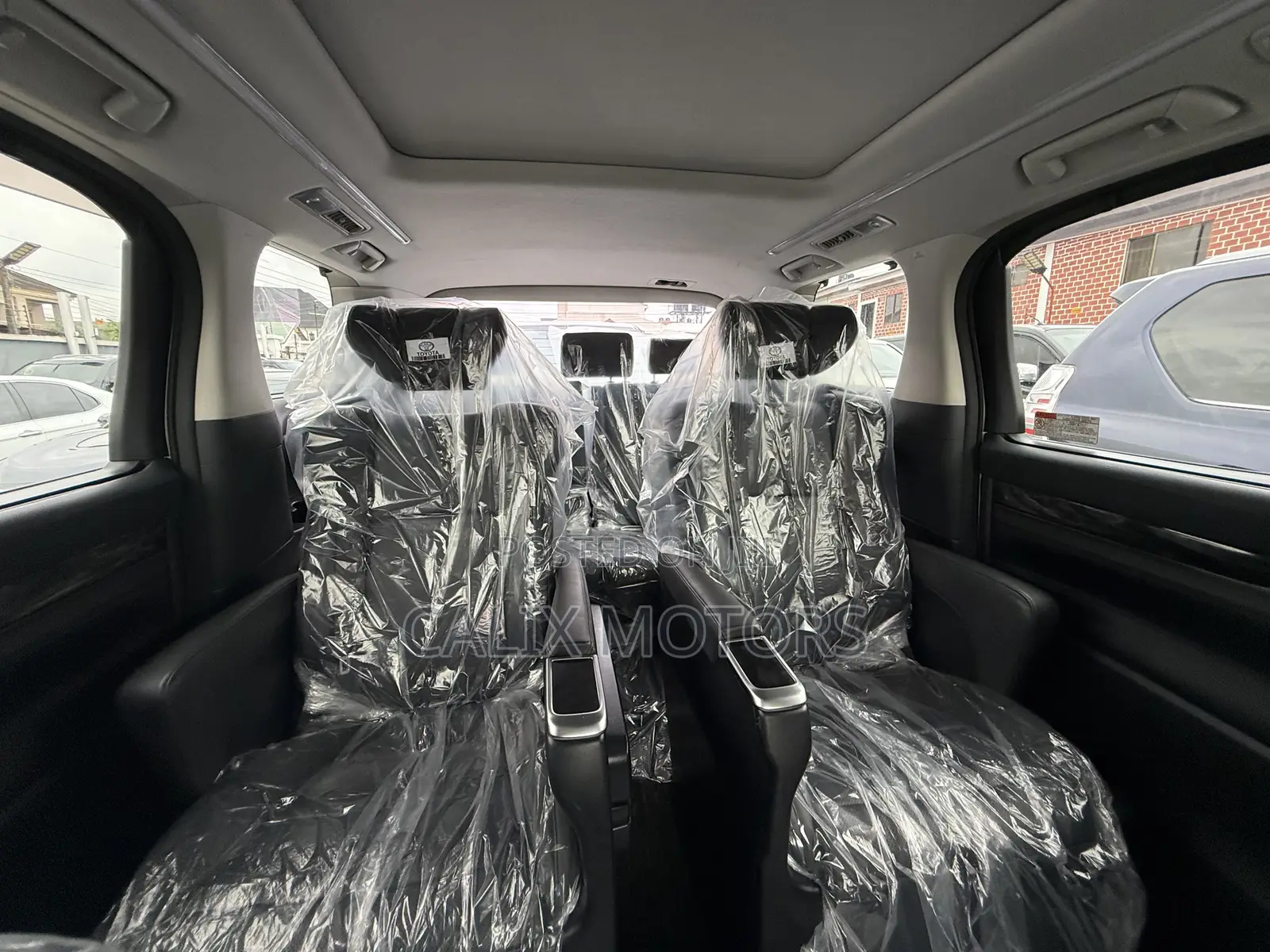 Toyota Alphard 2020 White