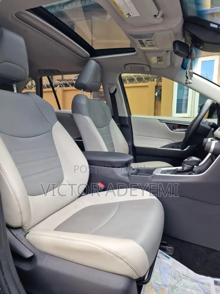 Toyota RAV4 2020 Black