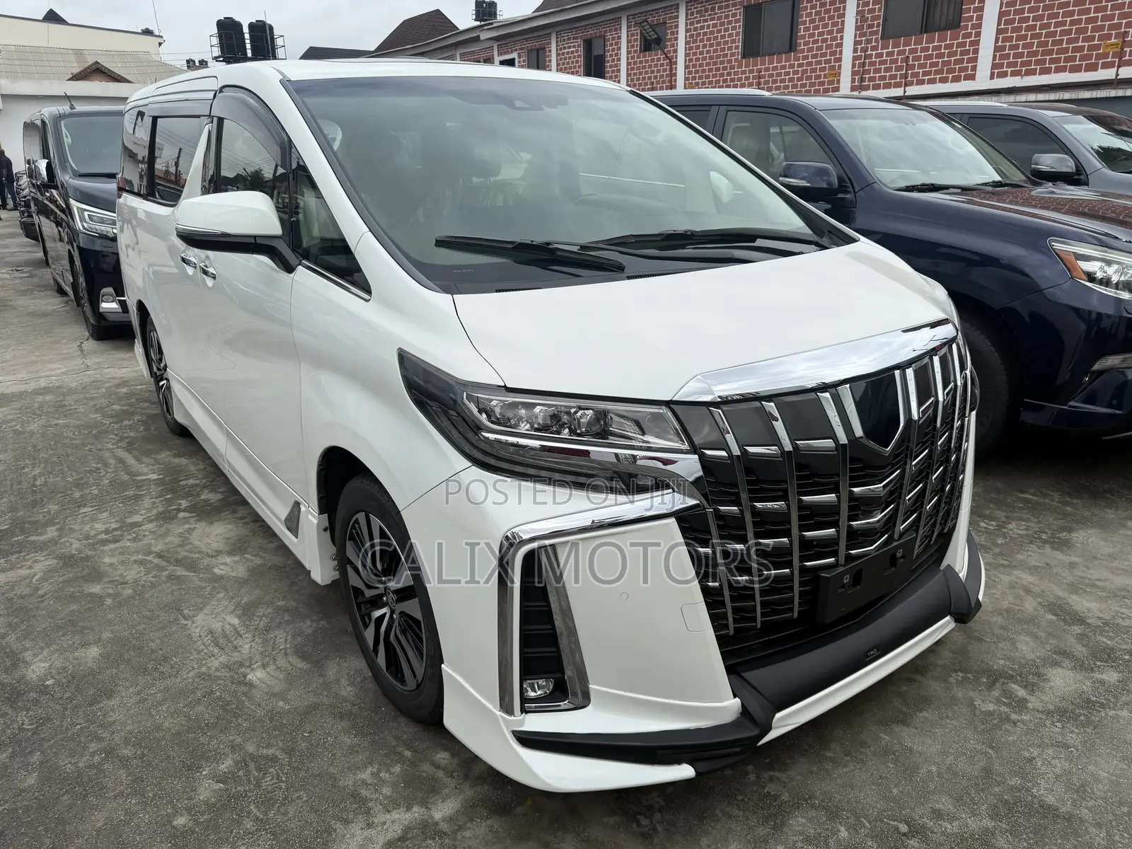 Toyota Alphard 2020 White