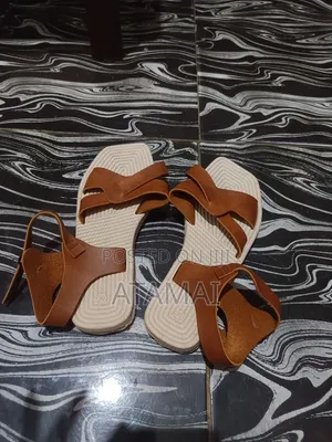 Female's Sandals