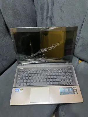 Laptop Asus K55VM 8GB Intel Core i7 SSD 128GB