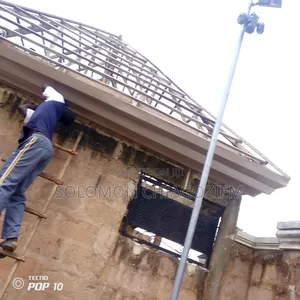 *Professional Leak-Free Roofing & Aluminum Engineering*
2. *High-Qual