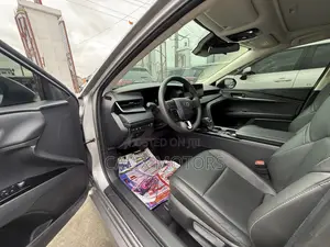 Toyota Camry 2024 Gray