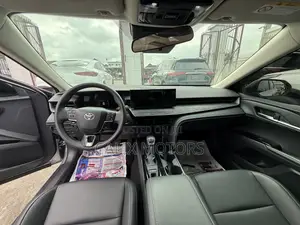 Toyota Camry 2024 Gray