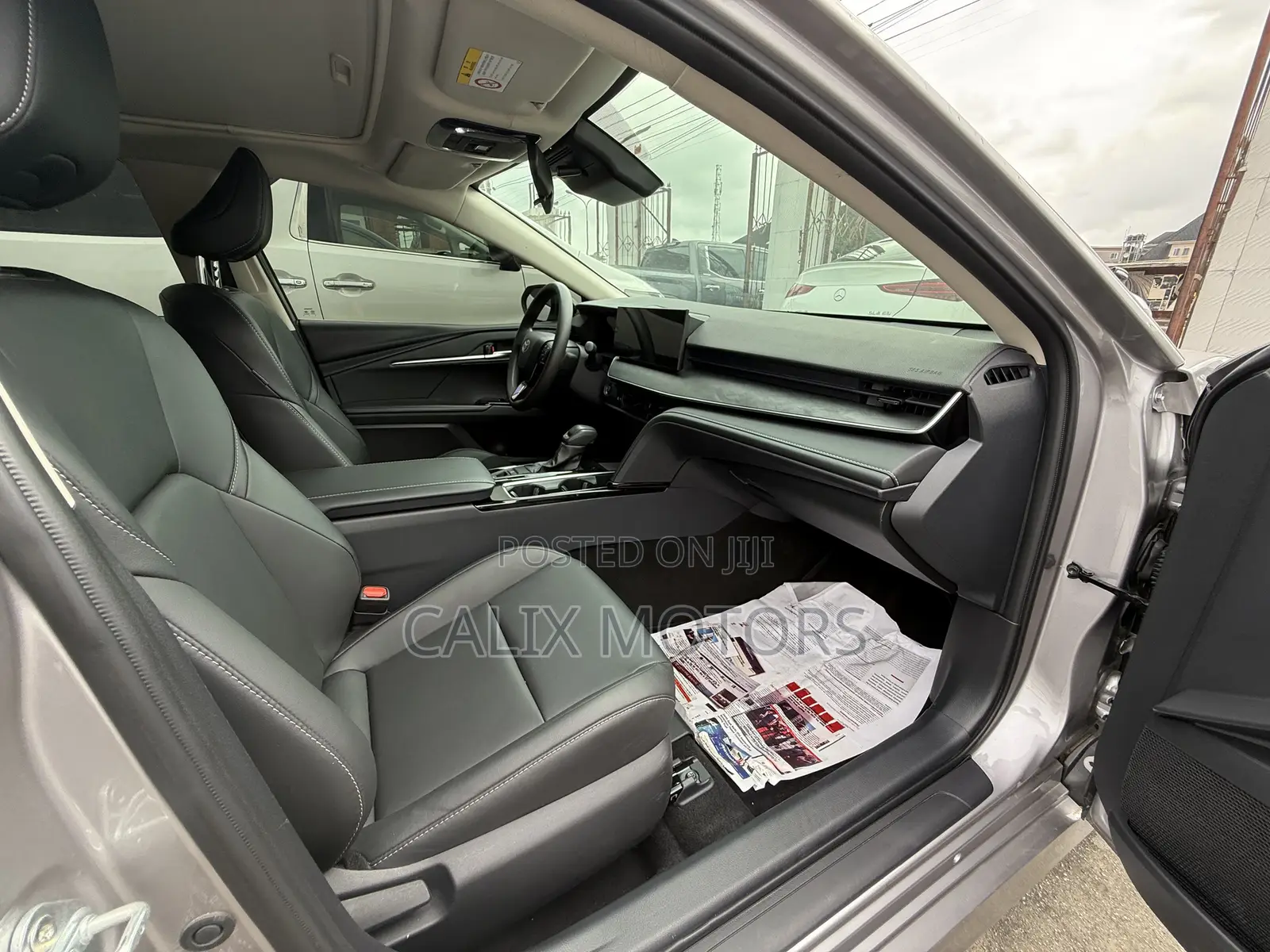 Toyota Camry 2024 Gray
