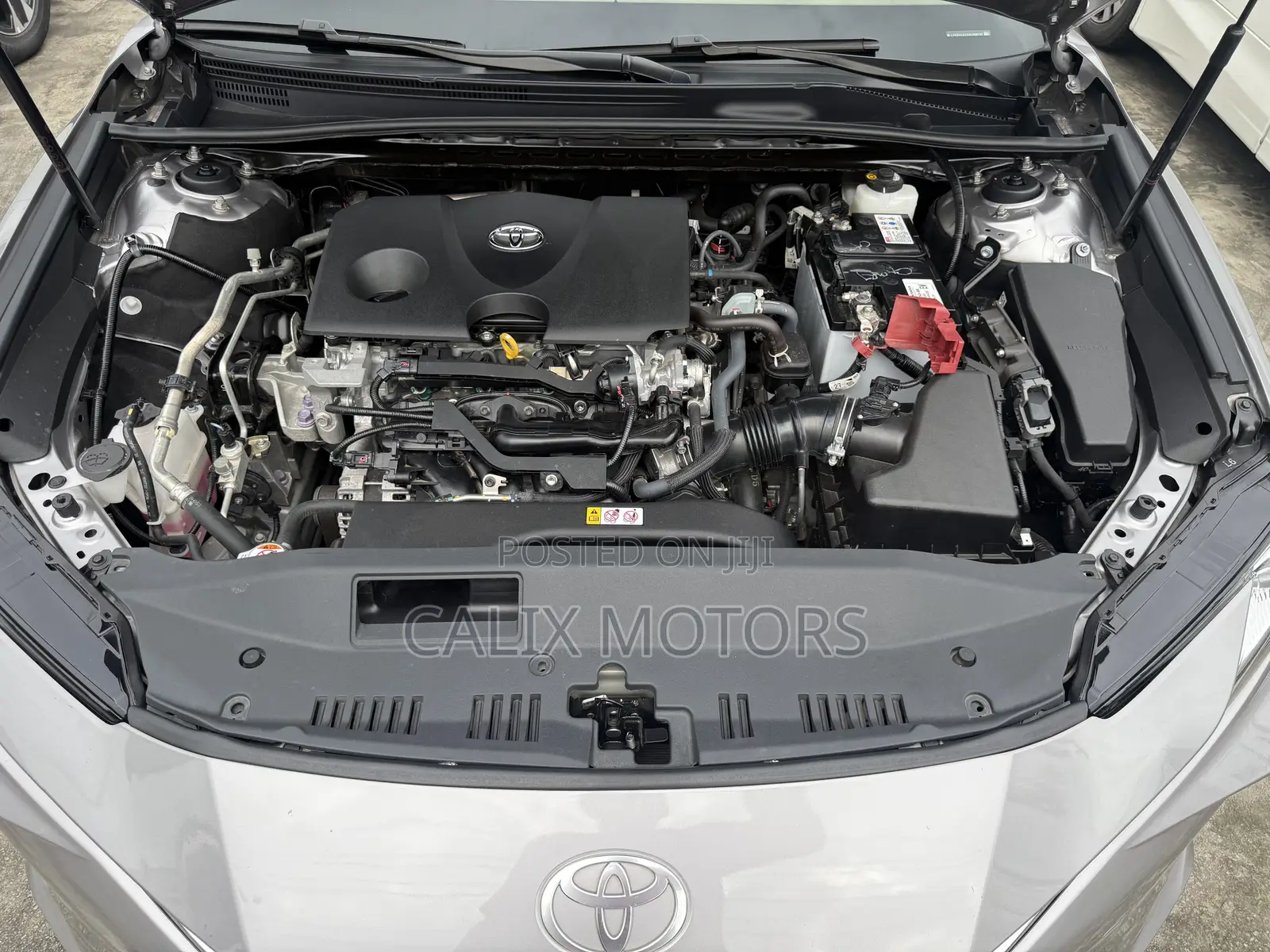 Toyota Camry 2024 Gray
