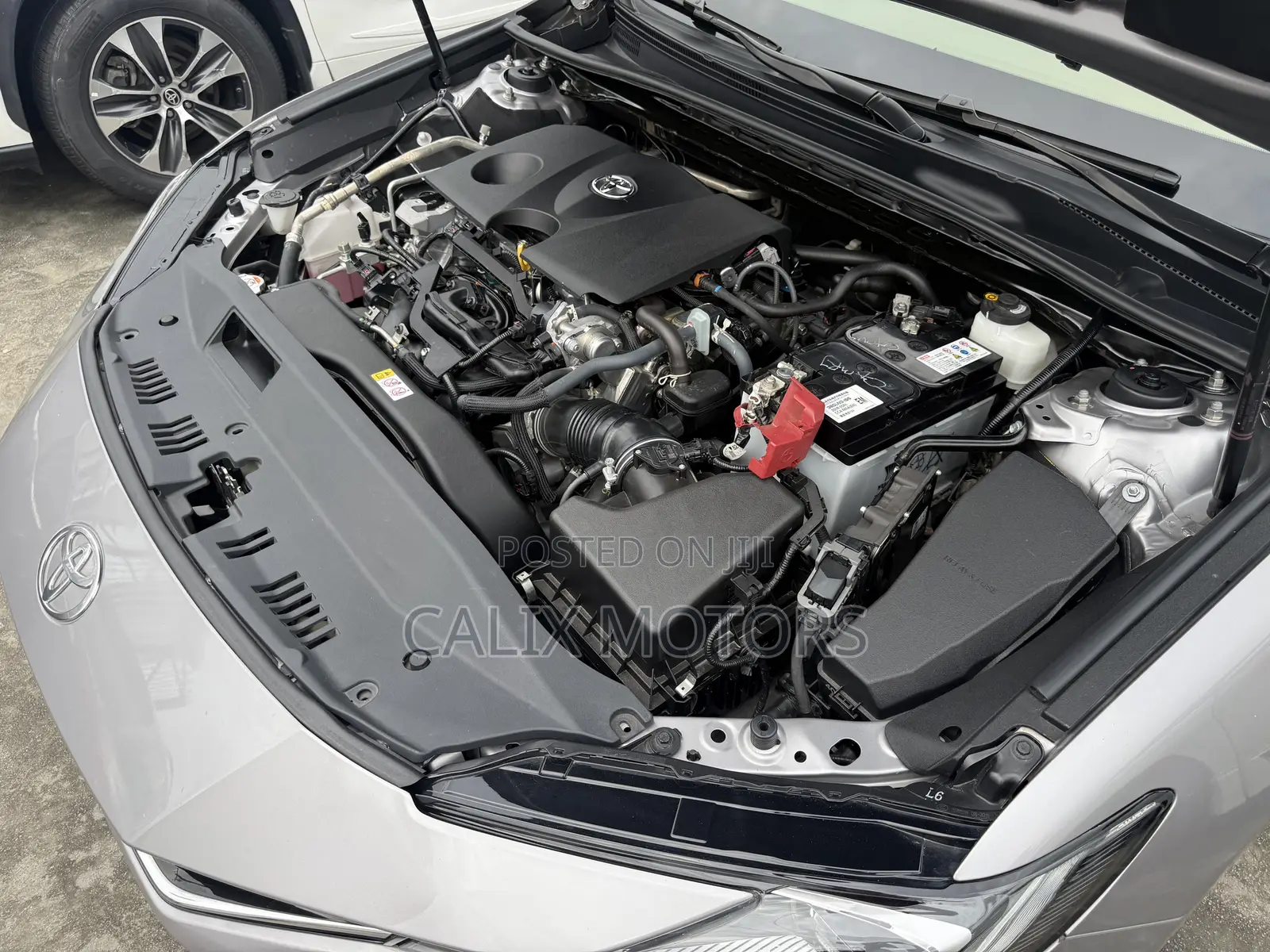 Toyota Camry 2024 Gray